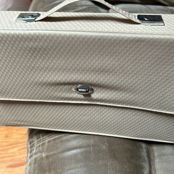 VINTAGE light up makeup mirror - Picture 7 of 13